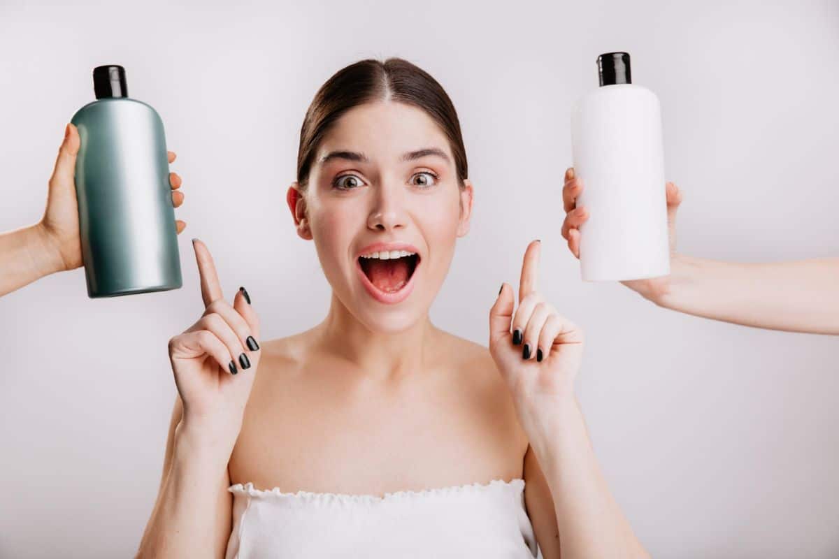<strong>Les 4 meilleurs shampoings sans sulfate ni silicone de 2022 que nous avons testés</strong>