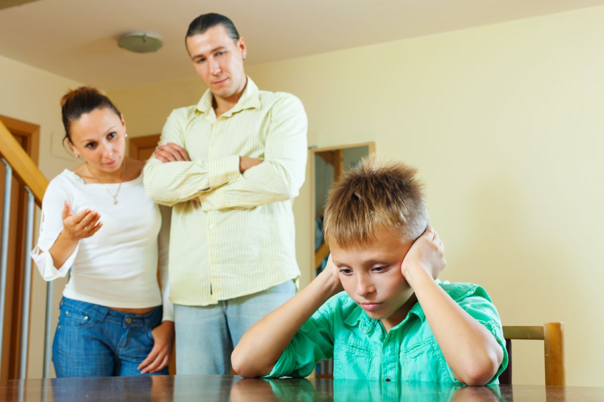 4 façons dont les parents créent involontairement de l’anxiété chez leurs enfants