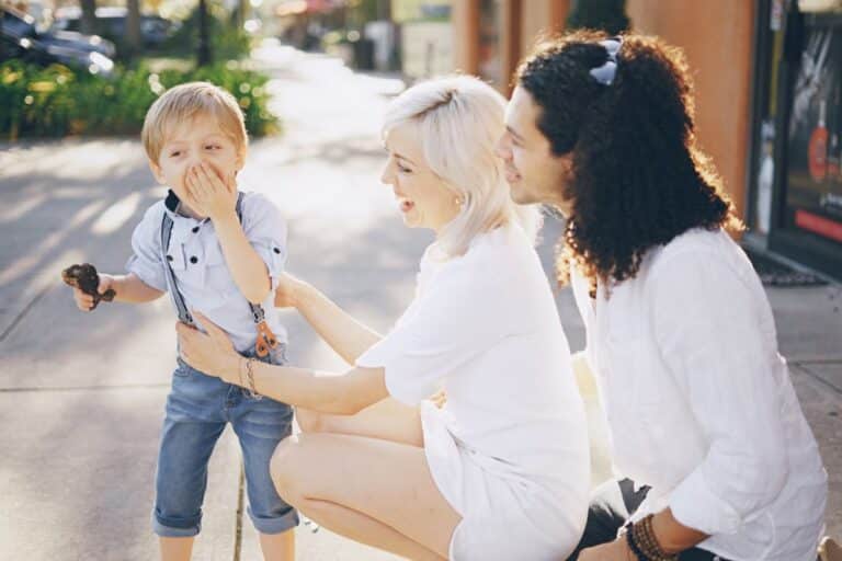 Woman keep child