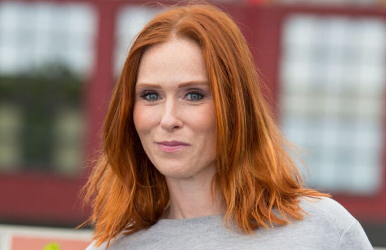 Audrey F