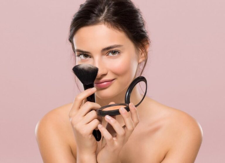 Femme maquillage