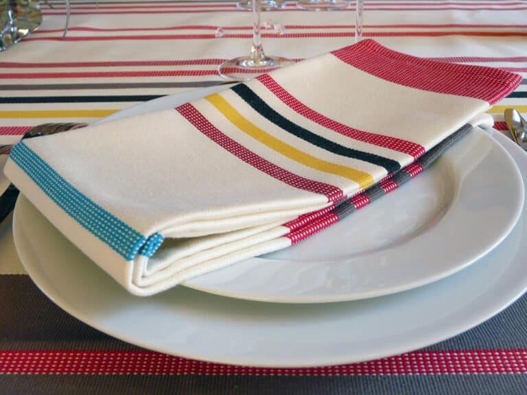 Serviettes de table en tissu personnalisées