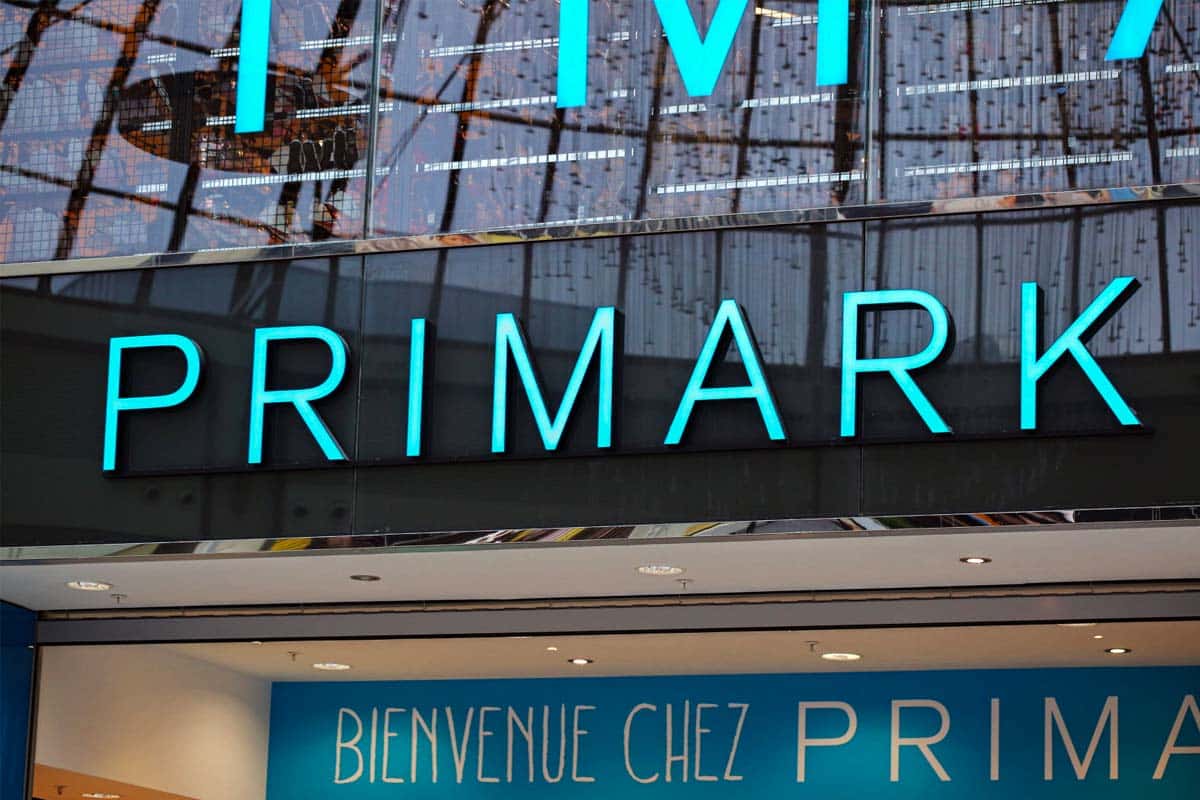 Primark dévoile une collection haut de gamme signée par une célèbre chanteuse et mannequin