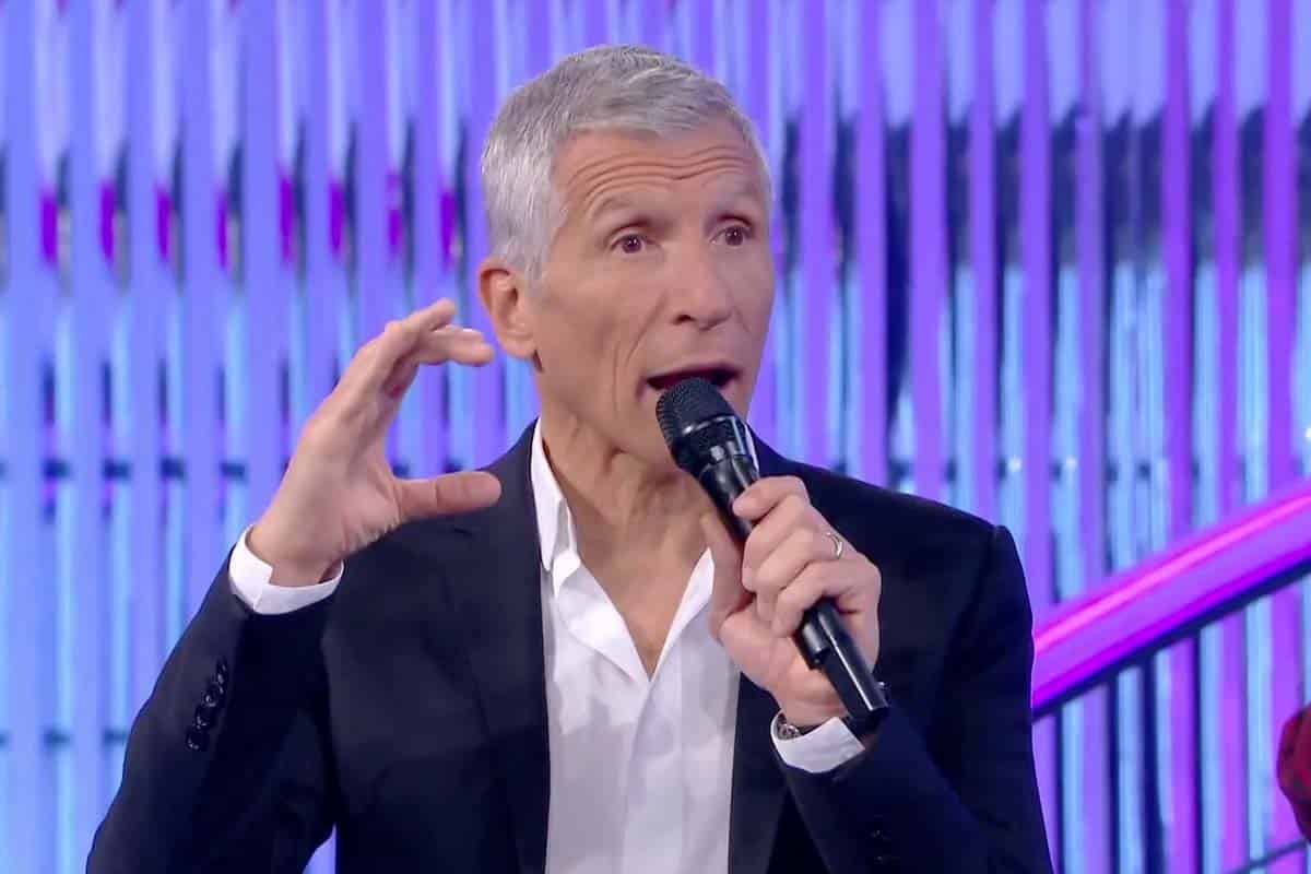 « N’oubliez pas les paroles » (France 2): Nagui égratigne en direct le chanteur Bénabar et Fabien Haimovici