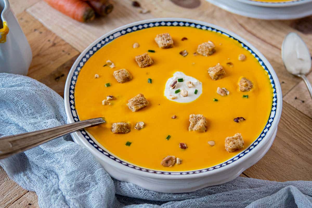 Recette: le velouté de carotte à la vanille de Cyril Lignac, un plat délicieux, simple, peu connu