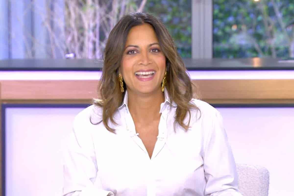 C à Vous (France 5): Aurélie Casse quitte la présentation de l’émission. Anne-Élisabeth Lemoine défend sa place