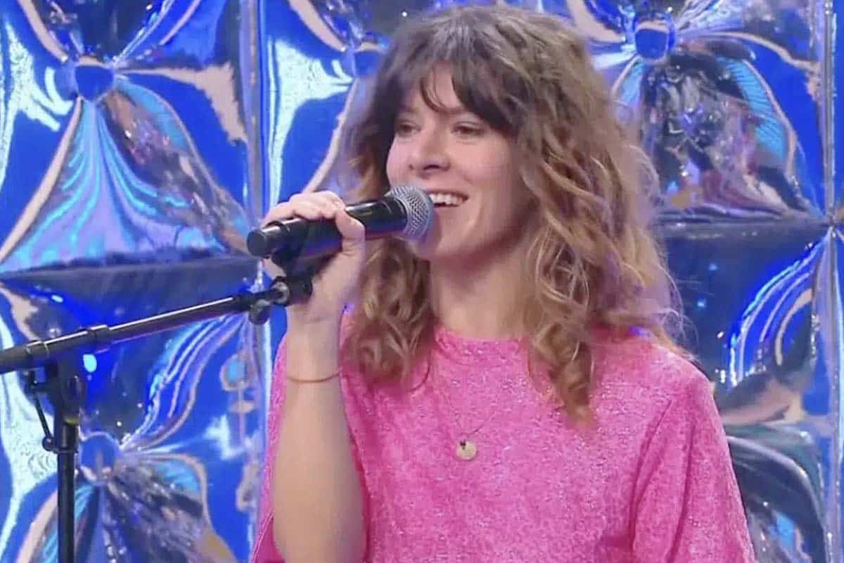 N’oubliez Pas Les Paroles (France 2): Magali Ripoll, la musicienne déjantée sur le point de changer de chaine pour rejoindre une émission de téléréalité