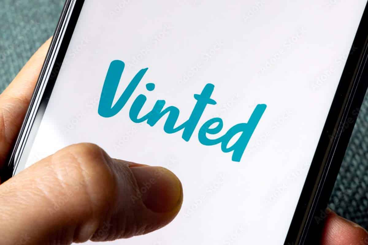 Vinted: rendre comme neufs les vétements que vous achetez. Voici les 4 astuces pour les rendre propres et sans odeur utilisées par les acheteuses professionnelles