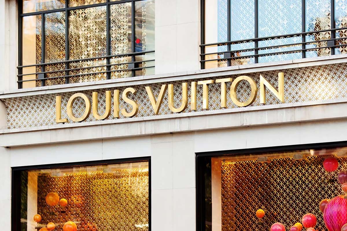 La marque de luxe Louis Vuitton crée un nouveau lieu hors-norme à Paris pour la première fois de son histoire