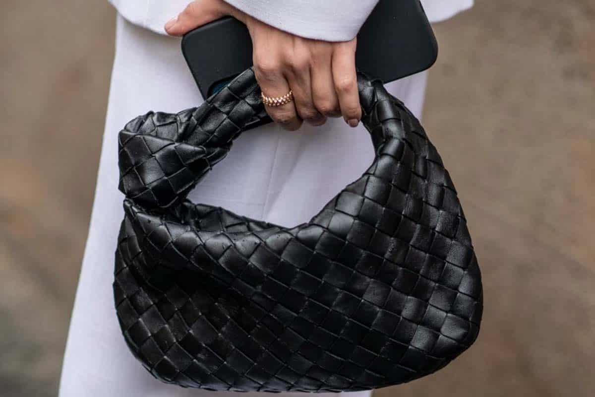 Mode: avec son look de sac de luxe, ce modèle tressé connaît un succès fou pour moins de 20 euros