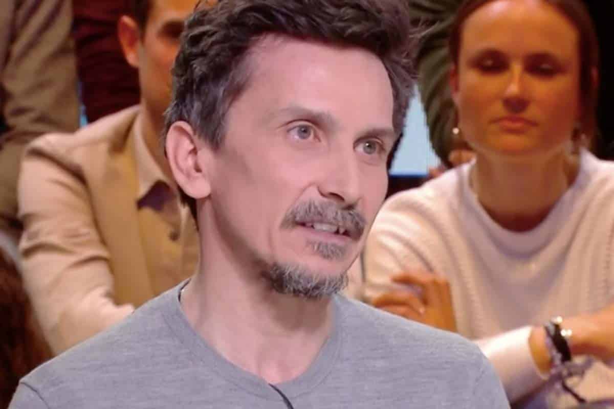 Arnaud Tsamère à terre après l’infidélité de sa compagne, il évoque sa dépression et son envie se retirer du monde du spectacle.