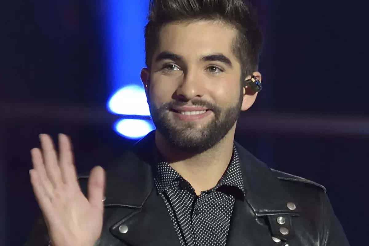 Kendji Girac stoppe sa carrière musicale et démarre un projet personnel ambitieux. Il exprime son excitation malgré l’éloignement de sa famille.