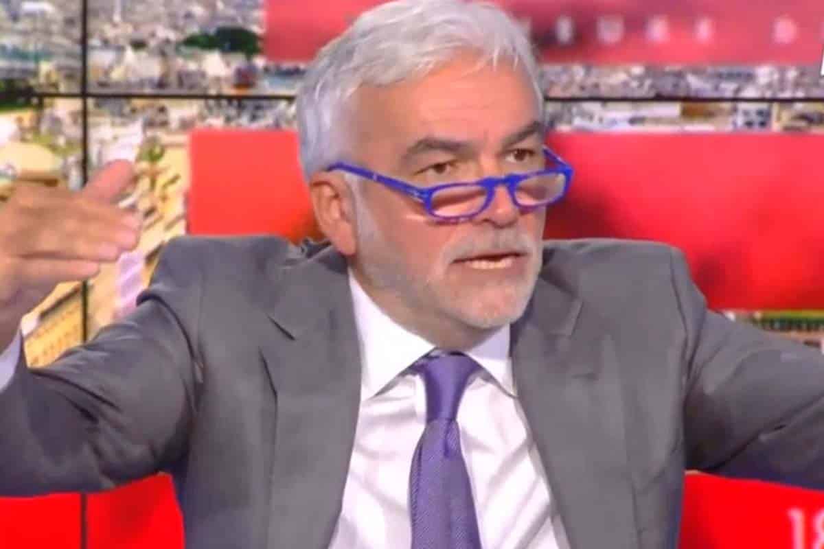 Cnews : situation tendue, Pascal Praud hurle contre une députée qui veut faire fermer la chaine