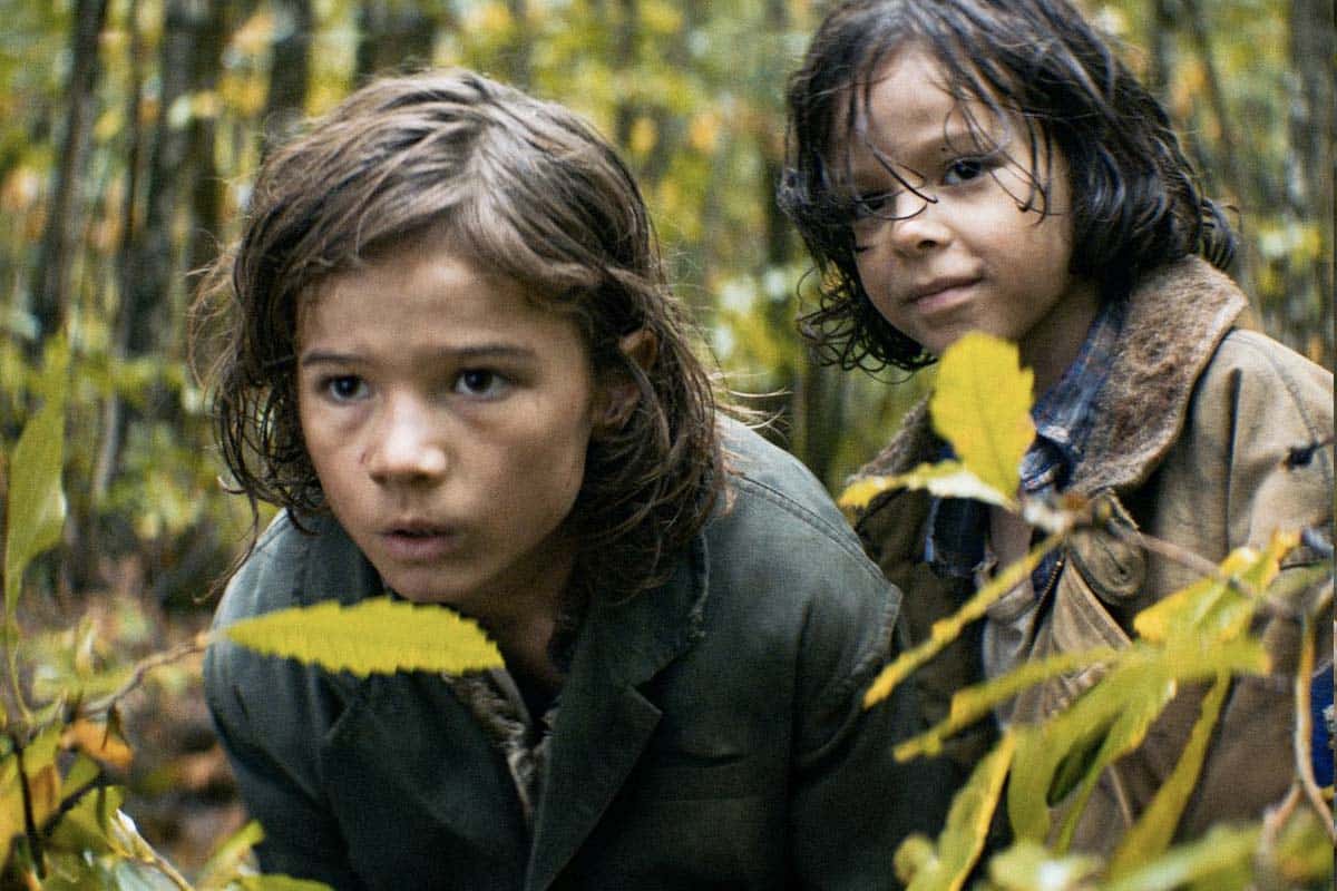 Cinéma : le film bouleversant ‘Frères’, inspiré d’une histoire vraie, « On a tenu parce qu’on avait l’autre », ils parlent de leur enfance seuls dans les bois