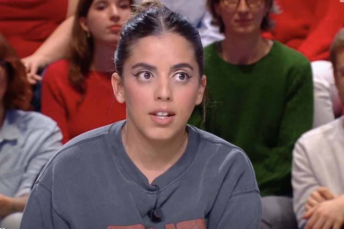 Inès Reg : sa participation dans l’émission DALS va lui coller à la peau un bon moment, « elle s’est définitivement grillée » chez Yann Bartès