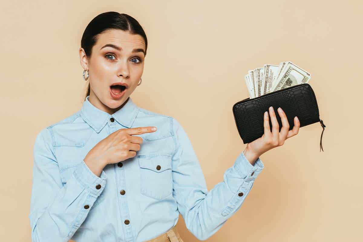 Astrologie : ces 4 signes du zodiaque vont toucher un revenu inattendu avant fin mai, de quoi vous remettre à flot et vous faire plaisir