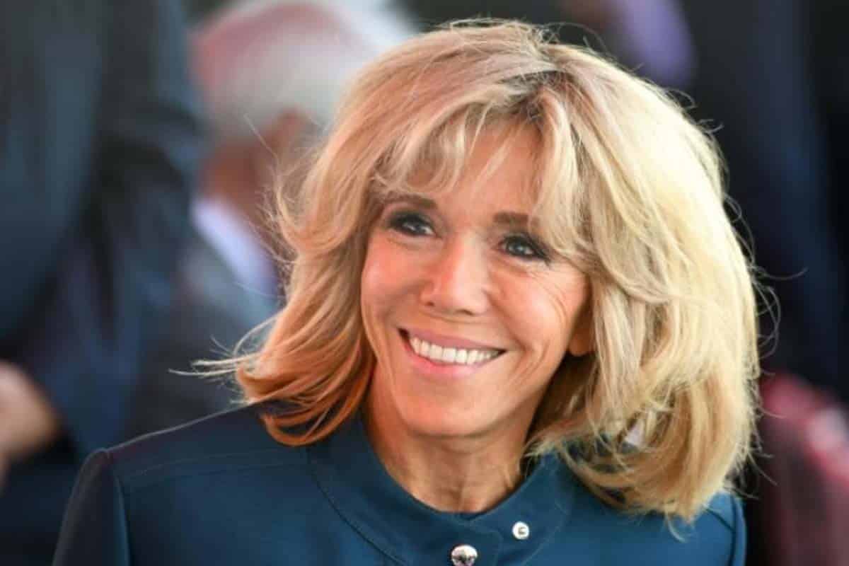 Brigitte Macron ne s’habille qu’avec ses 6 marques françaises avec une exception pour ce créateur fashion