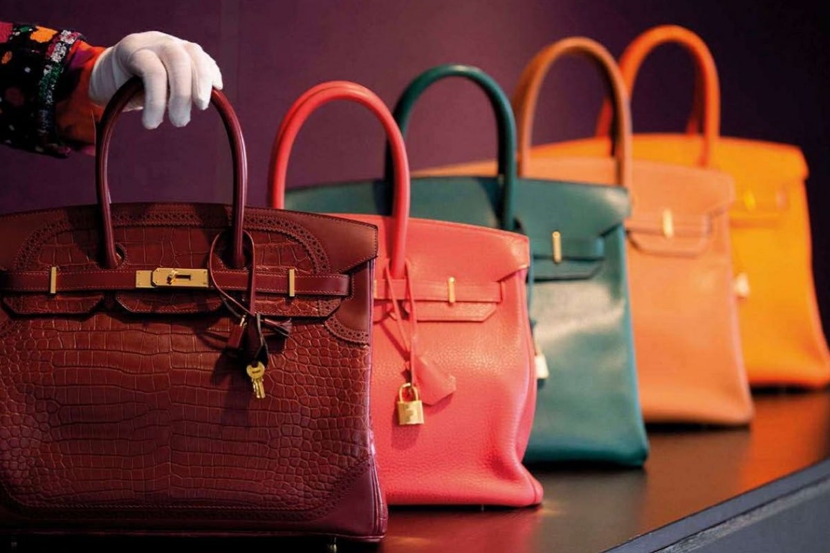 Stratégie de rareté : le secret du succès des sacs Kelly et Birkin d’Hermès
