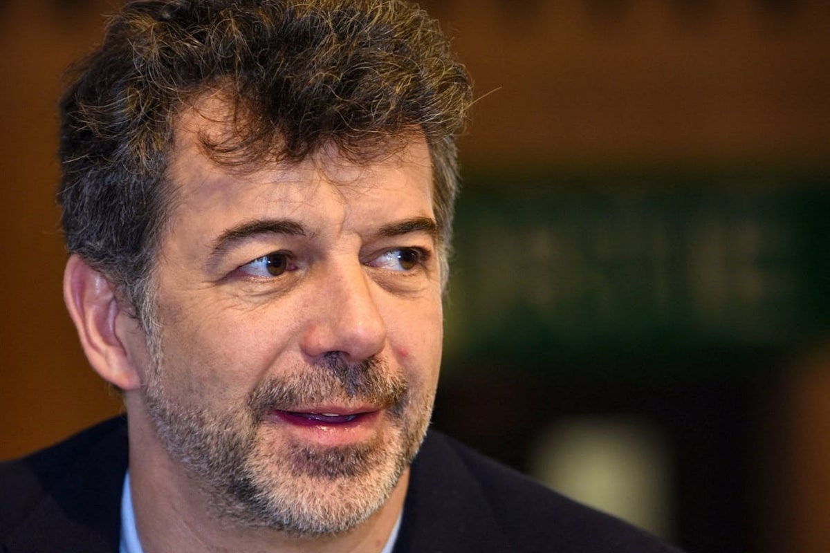 Stéphane Plaza : « Il est complétement barré!  » Cette célèbre chanteuse dézingue l’animateur