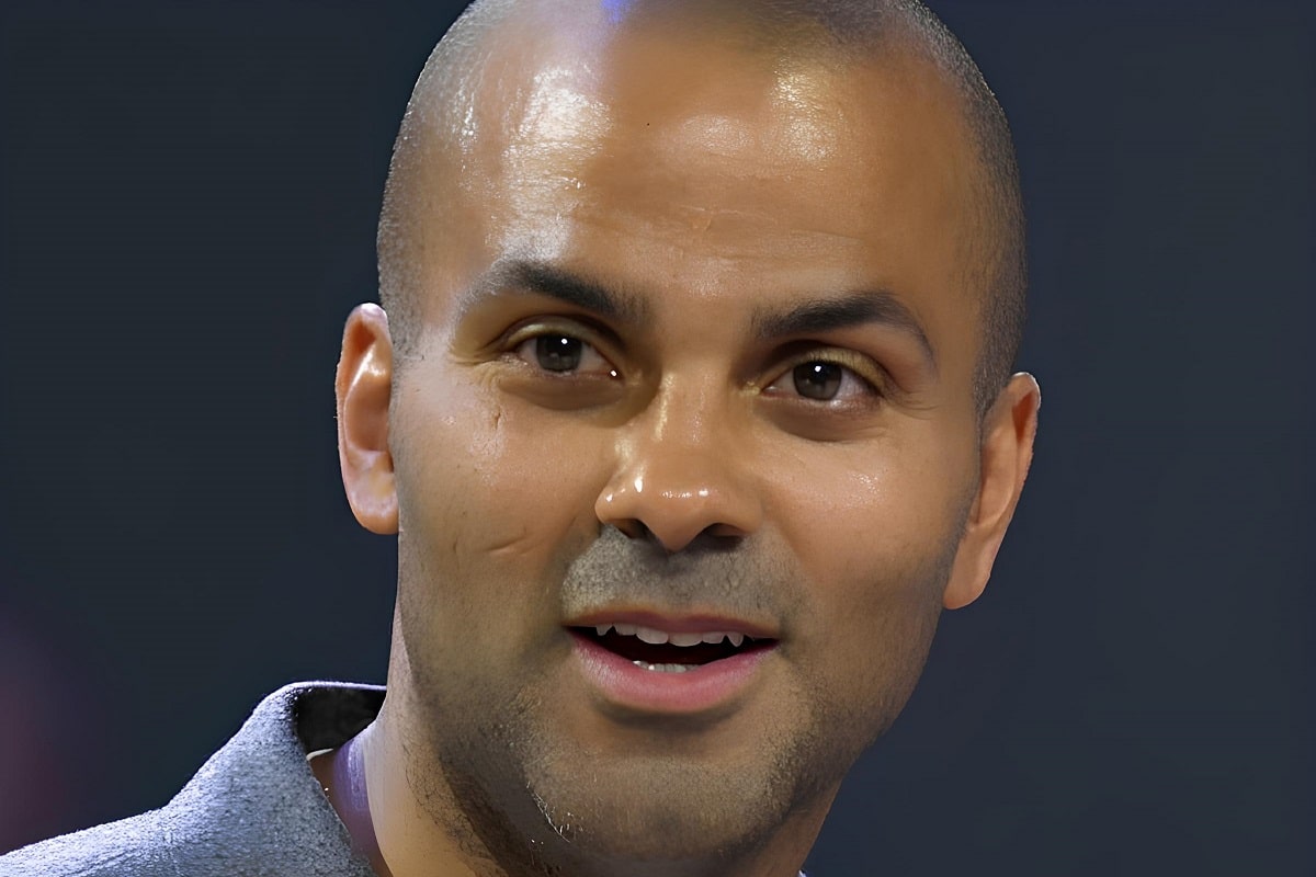 Tony Parker déclare son amour passionné à Agathe Teyssier, mieux vaut tard que jamais