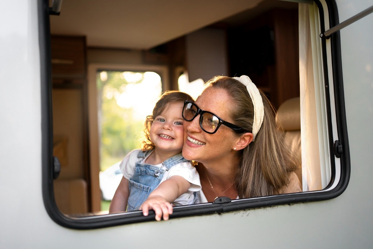 Idées innovantes pour divertir vos enfants lors des longs trajets en voiture