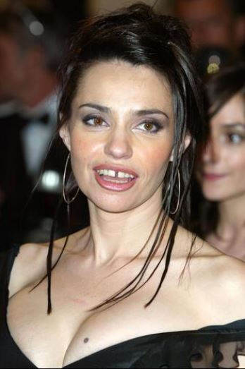 Béatrice Dalle