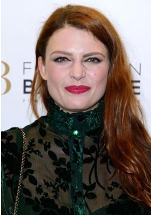 Elodie Frégé