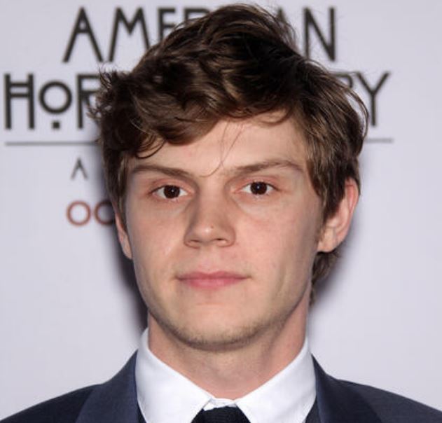 Evan Peters