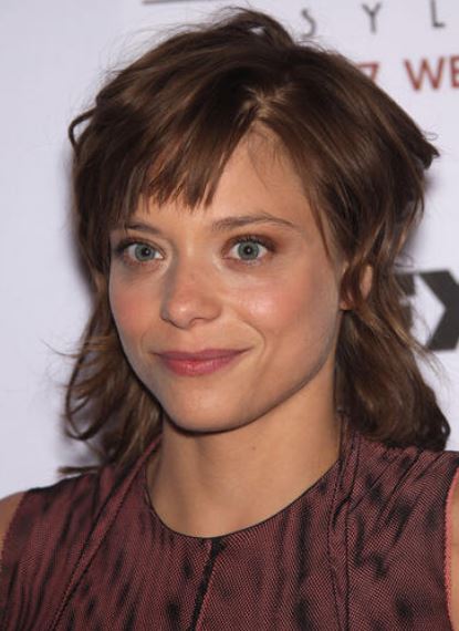 Lizzie Brocheré