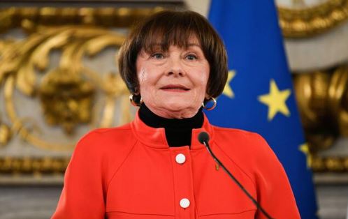 Macha Méril
